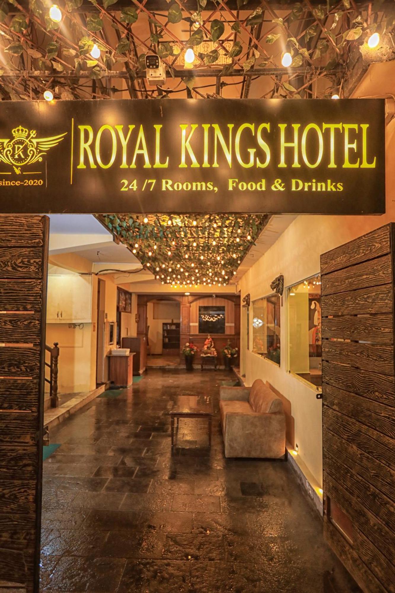 Royal Kings Hotel Катманду Экстерьер фото
